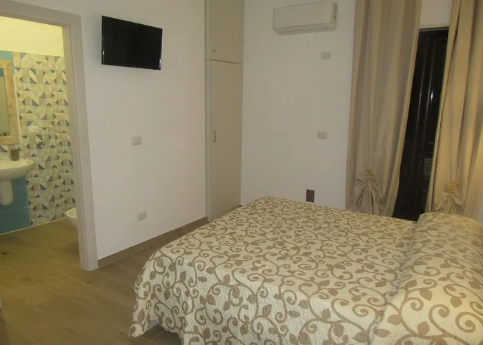 לינה וארוחת בוקר Il Sogno Di Calipso אמנדולארה